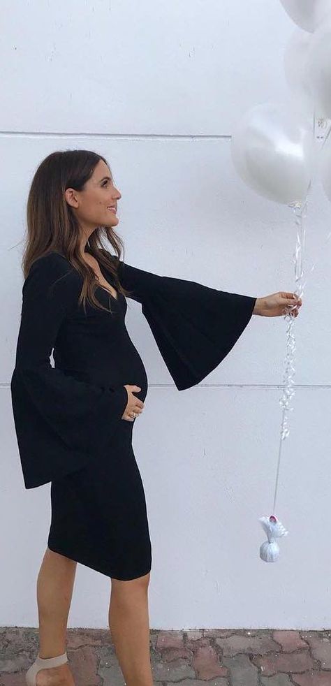 Maternity Dresses For Wedding Guest Fall, Pregnant Dresses For Wedding Guest, Maternity Winter Wedding Guest, Pregnant Wedding Guest Outfit Winter, Maternity Wedding Guest Outfit Winter, Maternity Dress For Wedding Guest, Wedding Guest Pregnant Dress, Formal Maternity Outfits, Wedding Guest Dress Pregnant