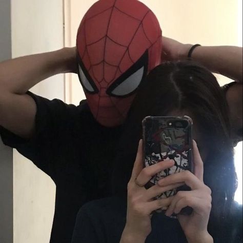 Spiderman Girlfriend, Laura Kinney, Girlfriend Aesthetic, Spiderman Mask, Parker Spiderman, Couple Selfies, Skz In Cute, I Passed, Pose Reference Photo