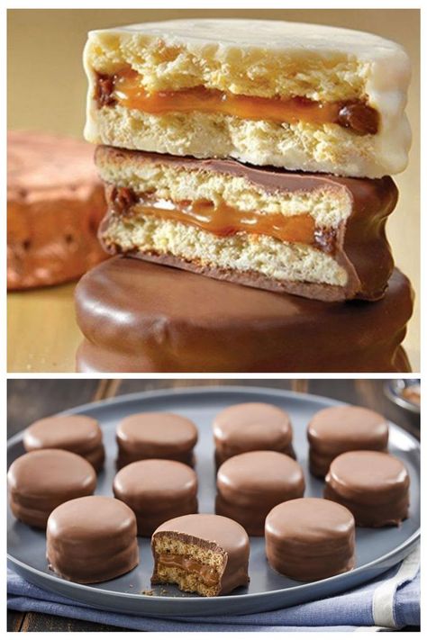 Abra seu próprio negócio e tenha liberdade financeira vendendo Alfajor! Lucre muito com Delivery ou nas Redes sociais! . alfajor de bolacha maria / alfajor receita / alfajor para vender / alfajor embalagem casamento / alfajor caseiro / alfajor decorado / alfajor personalizado / alfajores de chocolate decorado / alfajores para vender / alfajores artesanale / doces para vender / ideias lucrativas / renda extra / trabalhar em casa com doces / doces para festa / doces para presente / namorados Kinds Of Cookies, Cupcake Cookies, Sweet Recipes, Brownies, Cookies Et Biscuits, Mousse, Waffles, Cereal, Cheesecake