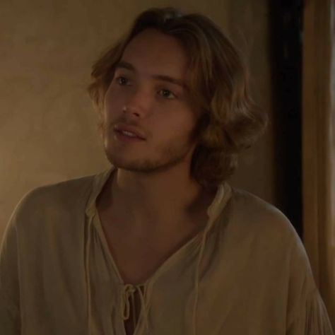 Period Face Claims Male, Medieval Male Face Claim, Medieval Face Claim Male, Reign Characters, Medieval Prince, Medieval Peasant, Toby Regbo, Dragon Kid, Oc Inspiration