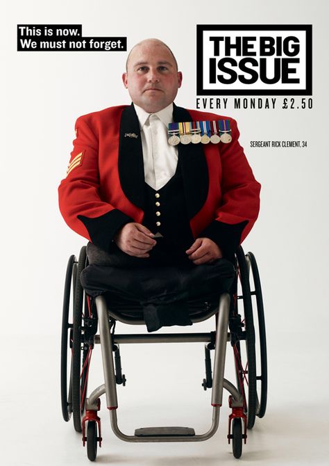 As we move towards Remembrance Sunday we carry an incredible set of photos taken by Bryan Adams – the Canadian … Bryan Adams Photography, Looking In Mirror, Michael Stokes, Rock Singer, Moving Photos, Remembrance Sunday, Issue Magazine, Somerset House, Mirror Picture