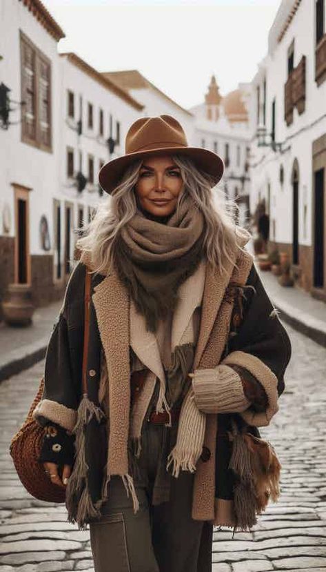 Boho Winter Outfits / Inspiration | Sand & Lava Winter Desert Outfit, Boho Chic Winter Outfits, Winter Boho Outfits Cold, Chic Cold Weather Outfits, Winter Hippie Outfits Boho, Boho Style Outfits Winter, Boho Outfits Winter, Winter Boho Style, Winter Boho Outfits