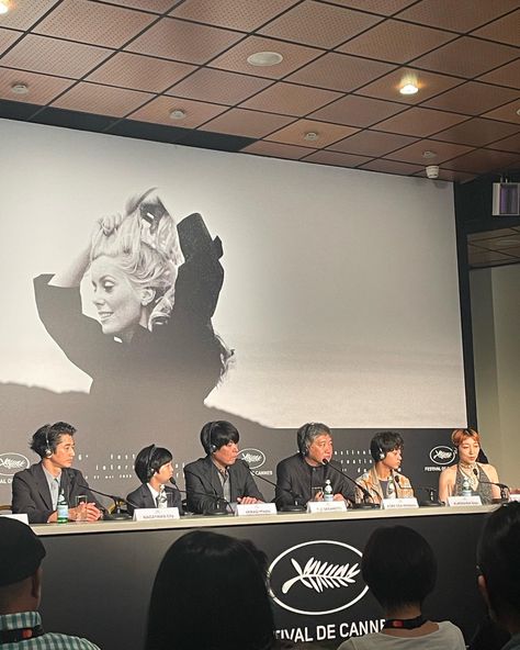 MONSTER press conference- Hirokazu Kore-eda - Cannes Film Festival Cannes Film Festival Aesthetic, Press Conference Aesthetic, Film Festival Aesthetic, Canne Film Festival, Cannes Aesthetic, Actor Dr, Festival Cinema, Birkin Mom, Film Club