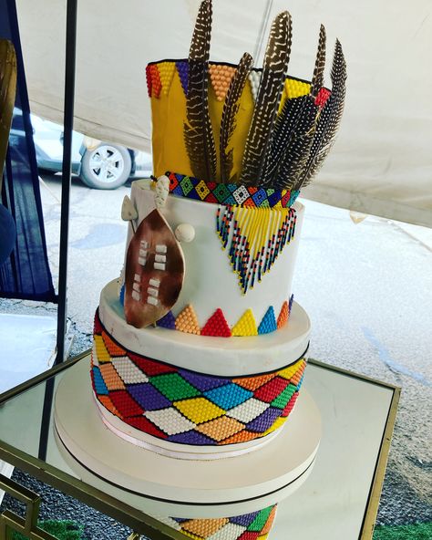 Ndebele Wedding Cakes, African Lobola Cakes, African Cake Design, Lobola Cakes, Lobola Cake Ideas, Zulu Traditional Wedding Cakes, Nigerian Cake, African Wedding Cakes, Zulu Traditional Wedding