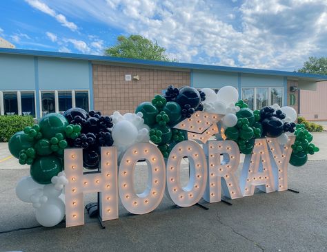 Green Black And White Graduation Party, Green And White Grad Party, Graduation Colors, Balloon Marquee, Prom Balloons, Rustic Graduation Party, 90s Party Decorations, Auction Themes, Elementary Graduation