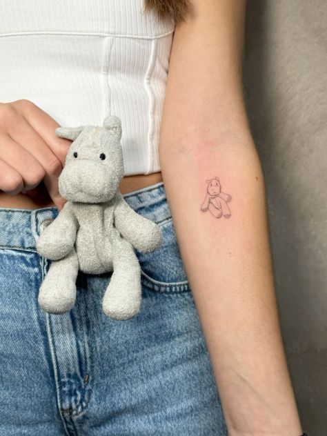 Courdory Bear Tattoo, Elephant Stuffed Animal Tattoo, Animal Tattoo Placement, Small Detailed Tattoos Unique, Pillow Pet Tattoo, Baby Blanket Tattoo, Small Tattoos Dog Ideas, Lamb Stuffed Animal Tattoo, Stuffed Animal Tattoo Simple