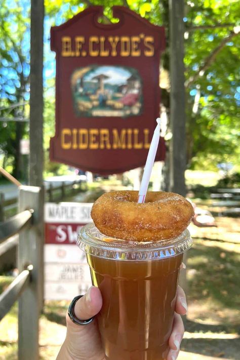 Bf Clyde Cider Mill, Fall In Connecticut, Cider Tasting, Apple Wine, Cider Mill, Halloween Breakfast, Fall Cottage, Cider House, Cider Making