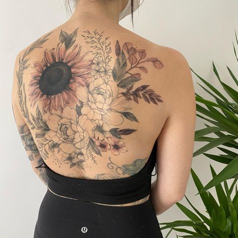 Large Floral Back Tattoo Women, Floral Backpiece Tattoo, Floral Back Piece, Girl Stomach Tattoos, Floral Sleeve Tattoo, Tattoo Fixes, Floral Back Tattoos, Underboob Tattoo Designs, Backpiece Tattoo