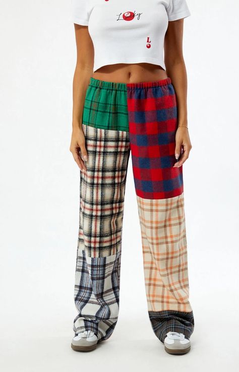 Pacsun Outfits, Patchwork Sweatpants, Material World, Pj Pants, Recycle Clothes, Joggers Womens, Plaid Pants, Patchwork Designs, Upcycle Clothes