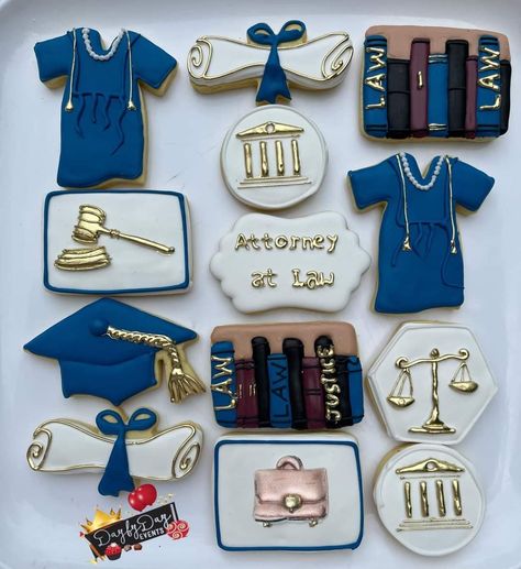 Law School Cookies, Baylor Cookies, Grad Cookies, Law Graduation, School Cookies, Graduation Cookies, Law And Justice, Yummy Dessert, Cookies Decorated