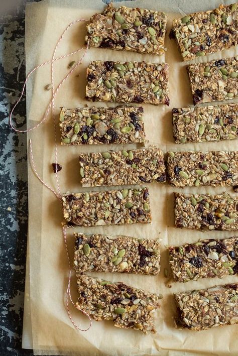 Feel Good Hearty Granola Bars — Oh She Glows Oh She Glows, Granola Bar, Soft Bakes, Puffed Rice, Think Food, Homemade Granola, Granola Bars, Salsa Verde, Vegan Snacks