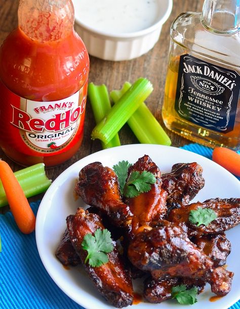 Jack Daniels Whiskey Grilled Wings..sauce great..cooked wings will soak in sauce in am..and back on grill to re heat Superbowl Party Food Ideas, Smoked Whiskey, Wings Chicken, Grilled Wings, Grilled Chicken Wings, Sauce Chicken, Party Food Ideas, Superbowl Party Food, Wing Sauce