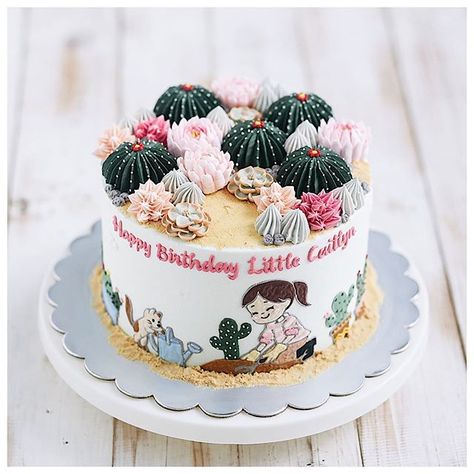 Ivenoven (@ivenoven) • Instagram photos and videos Aesthetic Cactus, Ocean Birthday Cakes, Baby Reveal Cakes, Succulent Cupcakes, Succulent Cake, Buttercream Cake Designs, Cactus Cake, Cupcake Cake Designs, Spring Cake