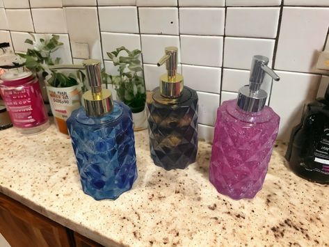 Resin Soap Dispenser, Soap Dispensers, Homemade Soap, Home Made Soap, Resin Art, Soap Dispenser, Epoxy Resin, Soap, Ships