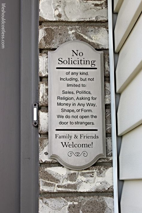 $100 Or Less Front Door Spruce Up Challenge. Gotta love this no soliciting sign. See post for other great ideas. {lifeshouldcostless.com} Witchy No Soliciting Sign, Funny No Soliciting Sign, Funny Door Signs, Baby Sleeping Sign, No Soliciting Sign, Vinyl Paint, No Soliciting Signs, Funny Wood Signs, No Soliciting