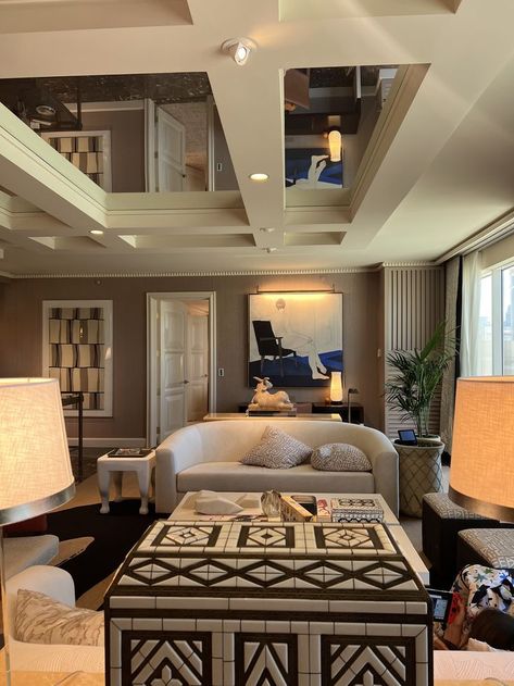 Vegas Hotel Aesthetic, Vegas Living, Las Vegas Aesthetic, Vegas Aesthetic, Las Vegas Apartments, Wynn Las Vegas, Apartment Aesthetic, Vegas Baby, House Inside