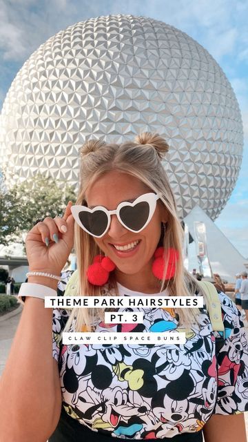 Disney Mom Hairstyles, Cute Hairstyles For Universal Studios, Theme Park Updo, Hairstyles For An Amusement Park, Disney Headband Hairstyles, Disney Updo Hairstyles, Disneyland Hairstyles For Adults, Disney Mom Hair, Disney World Hairstyles For Women