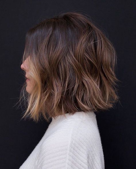 frisuren für feines haar ab 50 braunes haar mit blonden highlights Cute Bob Haircuts, Cute Bob Hairstyles, Wavy Bob Hairstyles, Vlasové Trendy, Lob Haircut, 짧은 머리, Short Bob Hairstyles, Bob Cut, Hairstyles Haircuts