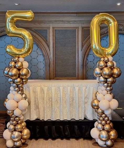 Sweet 16 Balloon Decorations, Giant Balloons Birthday, Spiral Column, Huge Balloons, 16 Balloons, 50 Birthday, Big Balloons, Anniversary Event, 22nd Birthday