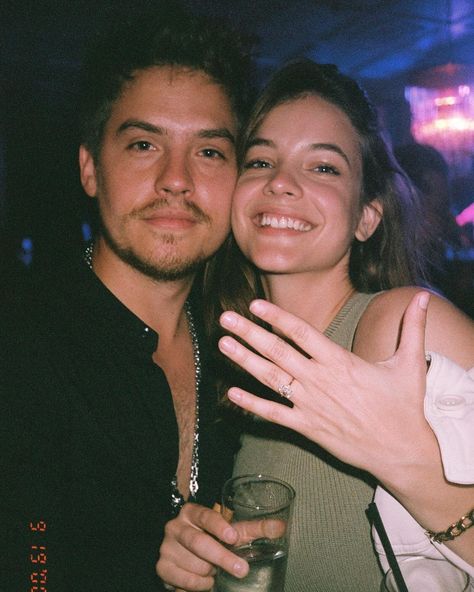 Palvin Barbara, Dylan Sprouse, Beautiful Disaster, Vintage Romance, Happy Wife, Relationship Goals Pictures, Power Couple, Barbara Palvin, Celebrity Couples