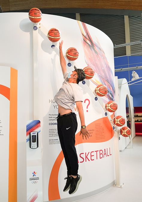 Interactive Technology Installation, Sports Exhibition, Brand Activation Ideas, Interactive Space, Event Booth Design, Marketing Activations, Exhibition Display Design, Olympic Theme, Sports Office