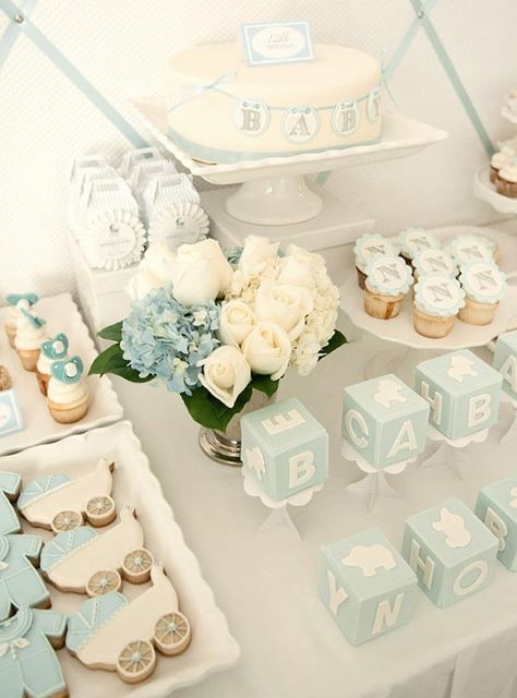 Boy Baby Shower Ideas - Blue #Baby Blocks Torturi Baby Shower, Idee Babyshower, Boy Baby Shower Ideas, Shower Inspiration, Baby Shower Table, Baby Shower Inspiration, Fiesta Baby Shower, Shower Bebe, Festa Party