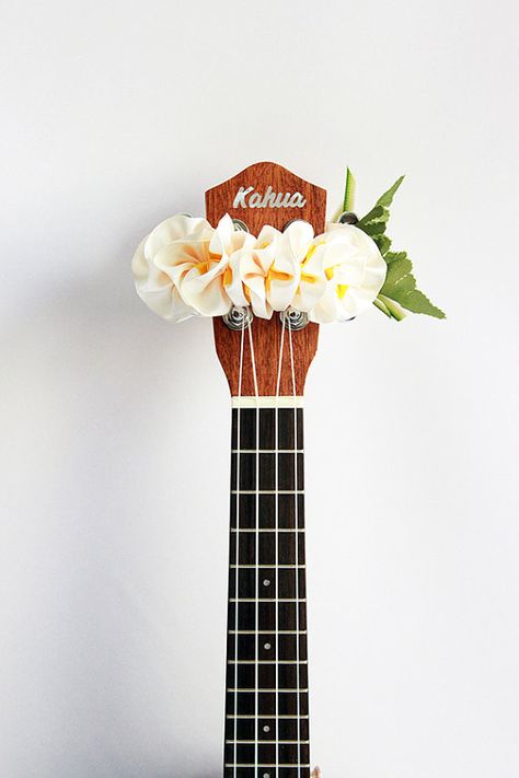 ribbon lei for ukulele / W plumeria / ukulele by ukuhappy on Etsy Ukulele Photography, Ukulele Art, Ukulele Case, Hawaiian Crafts, Ukulele Straps, Music Teacher Gift, Ribbon Lei, Ukulele Accessories, Soprano Ukulele