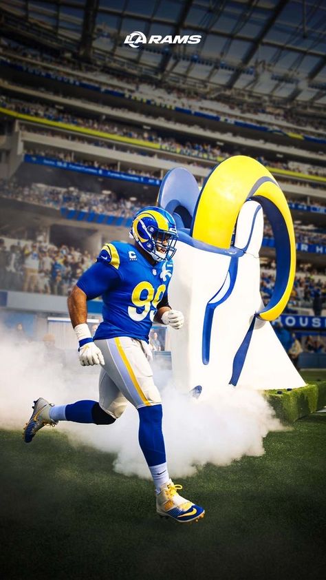 La Rams Football, Aaron Donald, Nfl Football Pictures, Rams Football, Nfl Football Players, Bills Football, Nfl Photos, La Rams, Color Rush