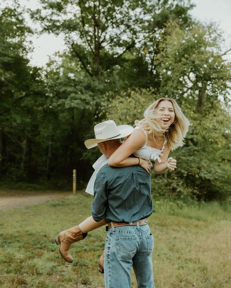 I’m obsessed with this country vibe photoshoot! Someone take me to Texas, because I’m ready to capture an entire wedding with this aesthetic—cowboy hats, boots, and all! 🤠✨ #photoshoot #wedding #engagementsession #engaged #countryvibes #washingtondcphotographer #marylandphotographer #virginiaphotographer #trend #love #couplesphotoshoot Engagement Photos Cowgirl Boots, Southern Couple Photoshoot, Cowboy Couple Photoshoot, Farm Couple Pictures, Country Couples Photoshoot, Vibe Photoshoot, Country Boyfriend, Southern Couple, Aesthetic Cowboy