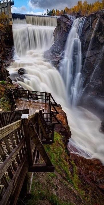 7 Falls Colorado Springs, you should see this place at night with the lights. Seven Falls Colorado Springs, Seven Falls, Colorado Vacation, Colorado Travel, Entrepreneur Business, Beautiful Waterfalls, Pretty Places, Colorado Springs, Places Around The World