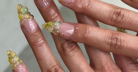 Unique Manicure, 3d Nail, 3d Nail Art, 3d Flowers, 3d Nails, The Internet, Right Now, Manicure, Tops Designs