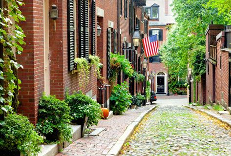 Beacon Hill, Boston, cobblestone street, Historic Boston Boston Attractions, Travel Quiz, Beacon Hill, Old Street, Indian Summer, Private Patio, In Boston, Tourist Attraction, Places To See