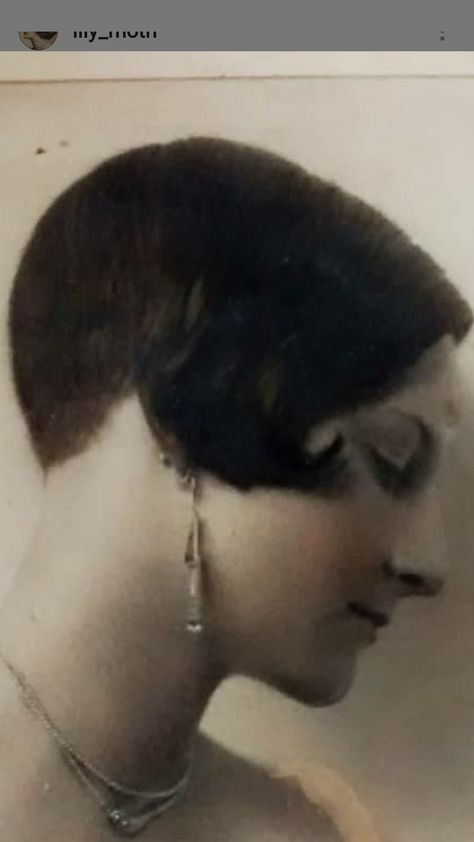 1920s Shingle Bob, Short 50s Hair, 1920s Hair Short, 1920s Bob, Flapper Bob, 1950's Hair, 1920 Hair, Short Stacked Bob Hairstyles, Short Stacked Bobs