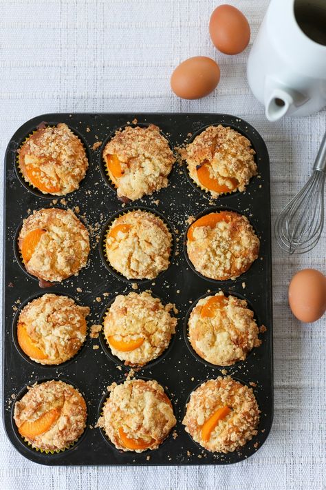 Peach And Cream Cheese Muffins, Honey Peach Cream Cheese Cupcakes, Peaches Cream Cheese, Cheese Muffin, Cream Cheese Cupcakes, Muffin Flavors, Peach Muffins, Healthy Recipes Clean, Cream Cheese Muffins