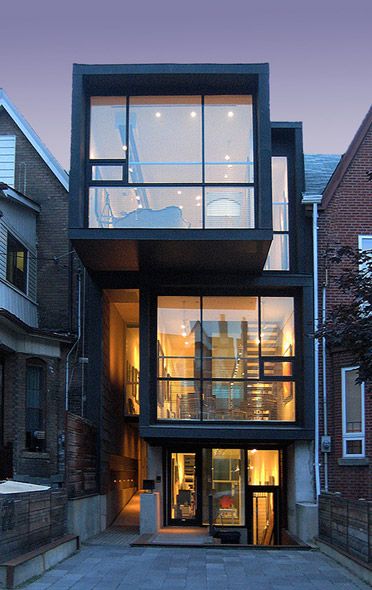 Toronto Houses, Contemporary House Exterior, Townhouse Designs, Architectural Design House Plans, Modern Architecture House, Facade Architecture, City House, House Architecture Design, Facade House