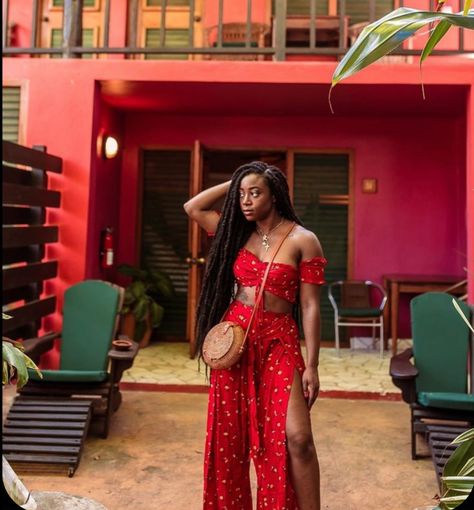 Casual Brunch Outfit, Hot Summer Outfits, Outfit Collection, Tropical Holiday, Sassy Outfit, Vacay Outfits, Red Crop Top, African Fashion Modern, High Waist Pants