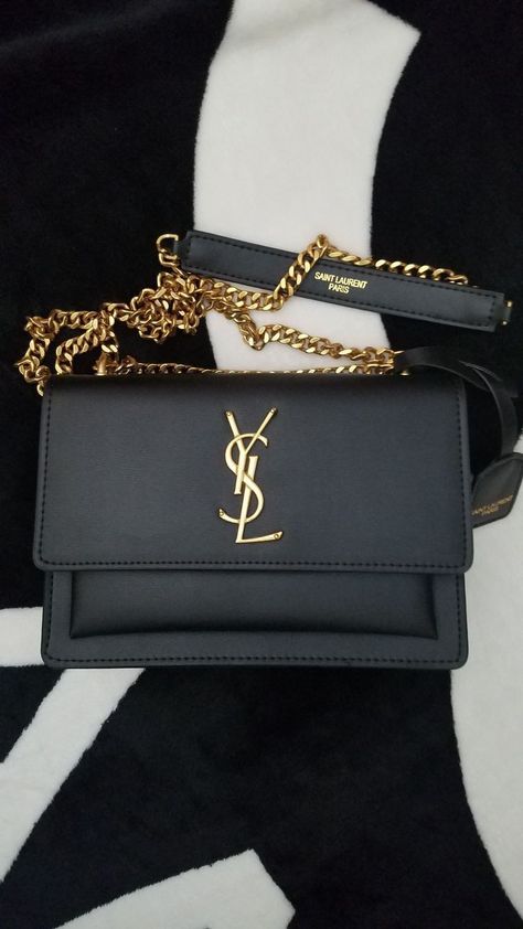 Ysl Shoulder Bag, Ysl Handbags, Luxury Bags Collection, Ysl Bags, Luxury Purses, Fancy Bags, Pretty Bags, Cute Purses, 가을 패션