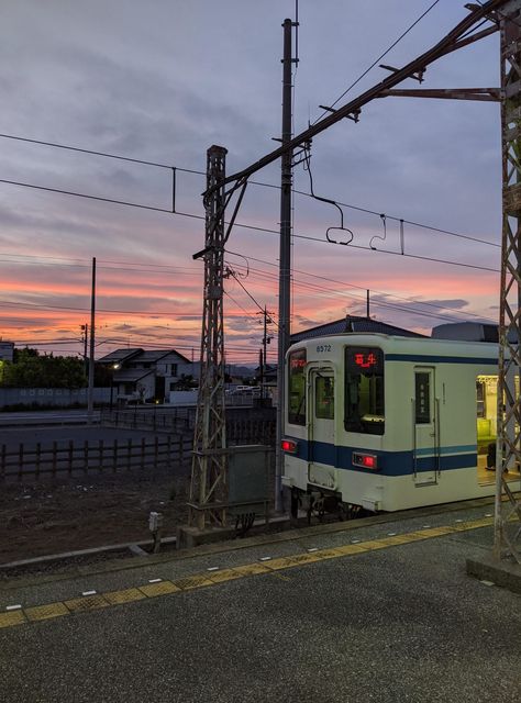 Japan Train Aesthetic, Japan Train Station, Japanese Train Station, Acnh Citycore, Architecture Japanese, Train Japan, Japanese Train, Train Aesthetic, Japan Train