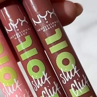 Masha🌿 on Instagram: "FAT OIL STICK CLICK 🔥 @nyxcosmetics is killing it! Such an iconic line of Fat Oil now in a click stick! #pr #gifted I got 3 shades in PR. #02 CLOUT #04 GOING VIRAL #03 NO FILTER NEEDED Two of them are glossy and one glossy but also with shimmery particles. It is pretty much dupe on maracuja juicy lip from Tarte but in my experience Tarte is melting faster. Nyx fat oil stick actually reminded me Charlotte Tilbury happikiss formula a lot! Approved👍 if I wouldn’t receive it in PR I definitely buy it by my own 🔥 #nyx #nyxfatoil #nyxfatoilclickstick #nyxviral #fatoilnyx" Nyx Click Stick, Nyx Fat Oil, Fat Oil, Nyx Lip, No Filter Needed, Juicy Lips, Killing It, Going Viral, No Filter