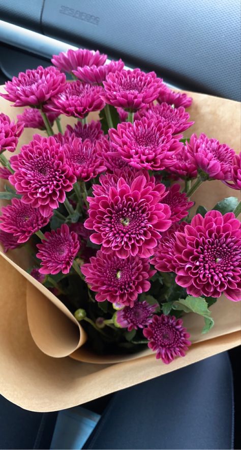 Crysantenum Flower Bouquet, Pink Chrysanthemum Bouquet, Chrysanthemum Flower Bouquet, Flower Bouquet Chrysanthemum, November Flower Bouquet, Chrysanthemums Bouquet, Chrysanthemum Flower Bouquets, Chrysanthemum Flower Aesthetic, Chrysanthemum Bouquet