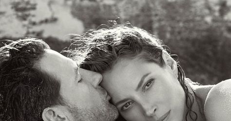 Christy Turlington Burns is back as the face of Calvin Klein's Eternity fragrance, alongside husband Ed Burns Christy Turlington And Ed Burns, Ed Burns, Christy Turlington Valentino 1993, Christy Turlington, Fashion Gallery, Magazine Cover, The Face, Calvin Klein, Fragrance