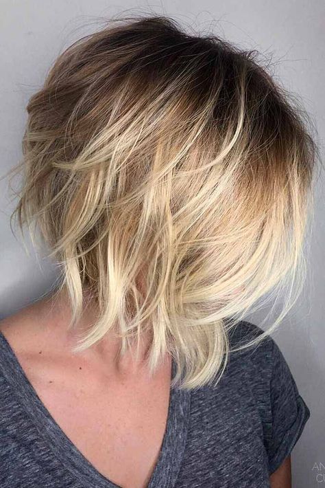 Aline Bob, A Line Haircut, Cute Bob Hairstyles, Wedge Haircut, Asymmetrical Bob Haircuts, Dunner Wordend Haar, Stacked Bob Hairstyles, Stacked Bob Haircut, Wavy Bob Hairstyles