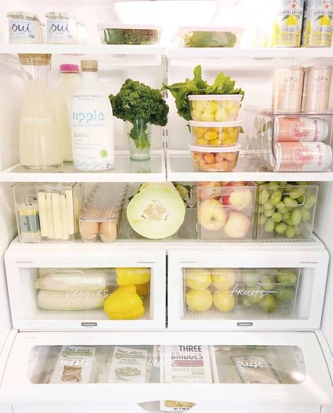 New Cabinets, Acrylic Containers, Snack Organizer, Refrigerator Organization, Old Cabinets, Snack Storage, Fridge Organization, Organization Inspiration, Spinach And Cheese