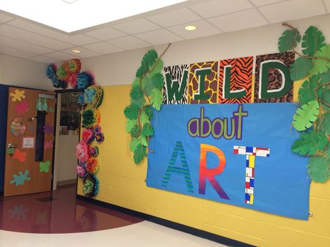 Wild About Art! African Art Projects, Art Bulletin Boards, About Art, Art Club, Art Display, Art Class, African Art, Art Show, Art Room