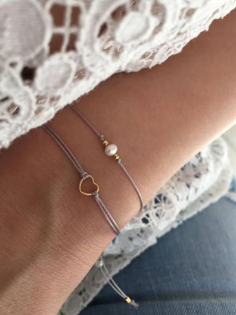 Gold heart bracelet tiny bracelet friendship bracelet gift | Etsy Tiny Bracelet, Diy Jewelry To Sell, Diy Jewelry Rings, Gold Heart Bracelet, Diy Jewelry Inspiration, Small Bracelets, Diy Bracelets Easy, Bracelet Friendship, Elegant Bracelet