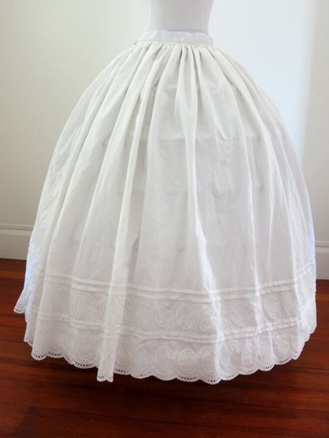 Replica ca. 1860s paisley embroidered petticoat thedreamstress.com 1860s Petticoat Pattern, Victorian Petticoat Pattern, Embroidered Petticoat, 18th Century Chemise, Daisy Cosplay, History Clothes, 1800s Dresses, 1880 Fashion, Petticoat Pattern