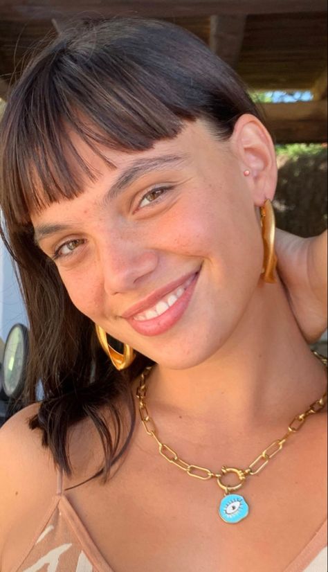 Martina Cariddi, Bi Panic, Baby Bangs, Bangs For Round Face, Me And My Friends, Hair Icon, Fancy Hairstyles, Haircuts For Fine Hair, Beautiful Lips