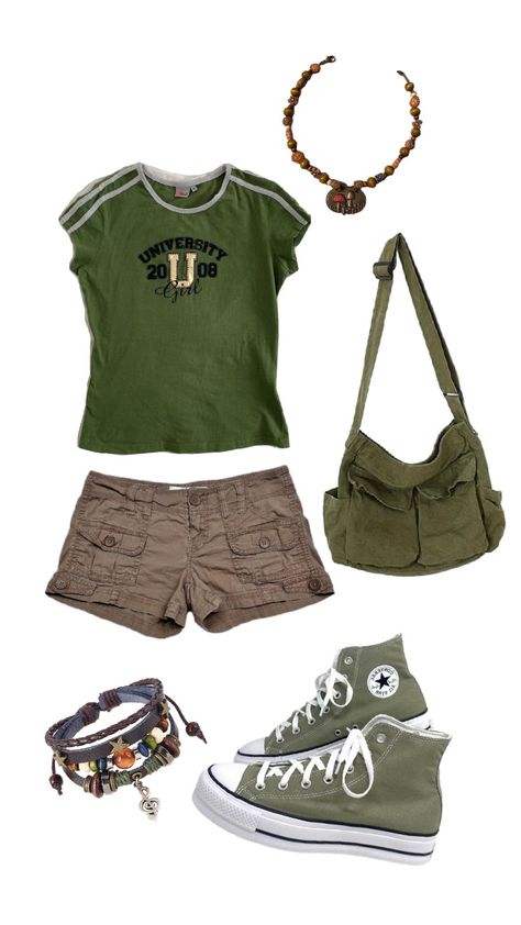 outfit inspo Farmer Outfit Women, Adventurous Outfits, Adventure Aesthetic Outfit, Outfits For Exploring, Obx Outfits, Hiking Outfit Aesthetic, Backpacking Outfits, Camp Outfits, Nature Outfits