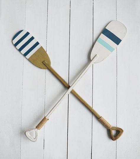 Oar Wall Decor, Boat Oars On Wall Ideas, Hanging Oars On Wall, Wooden Oars On Wall, Vintage Oars On Wall, Painted Oars, Black Room Decor, Oar Decor, Wooden Oars