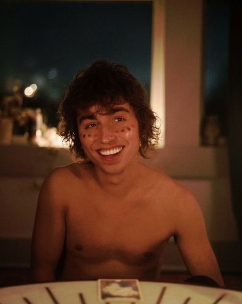 Josh Kiszka, Hey Good Lookin, New Rock, Music Love, Pretty Men, Rock N Roll, Rock Bands, Pretty People, Muse